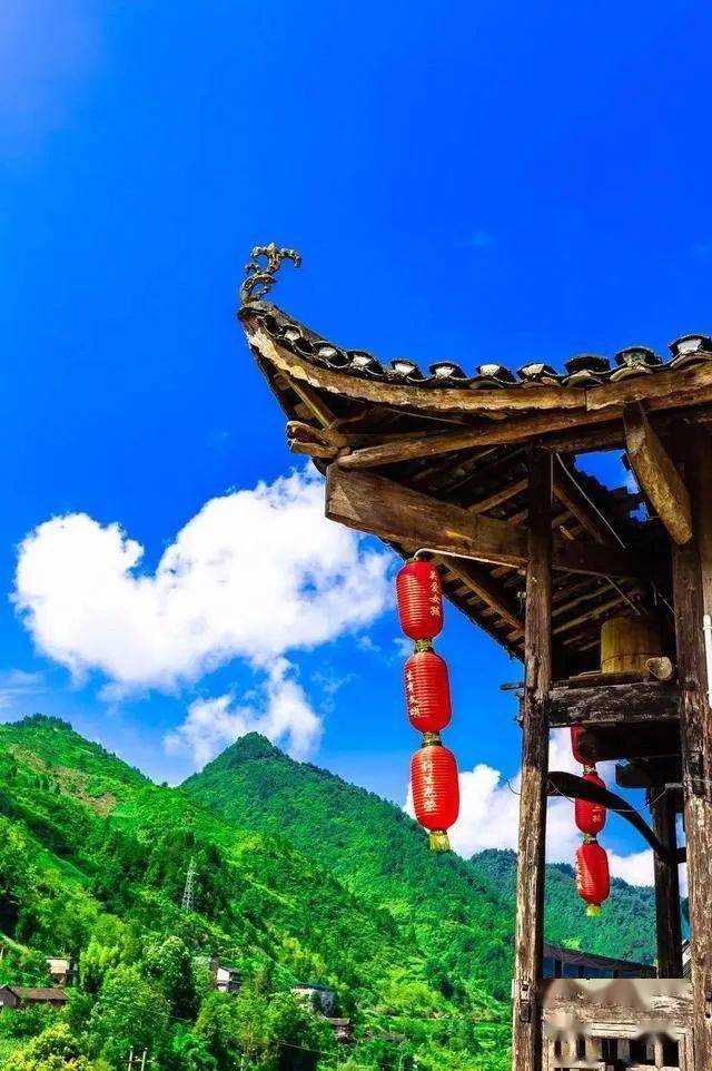 非遗故事 | 土家族吊脚楼:屹立险要处,融于山水间_咸丰县_技艺_建筑