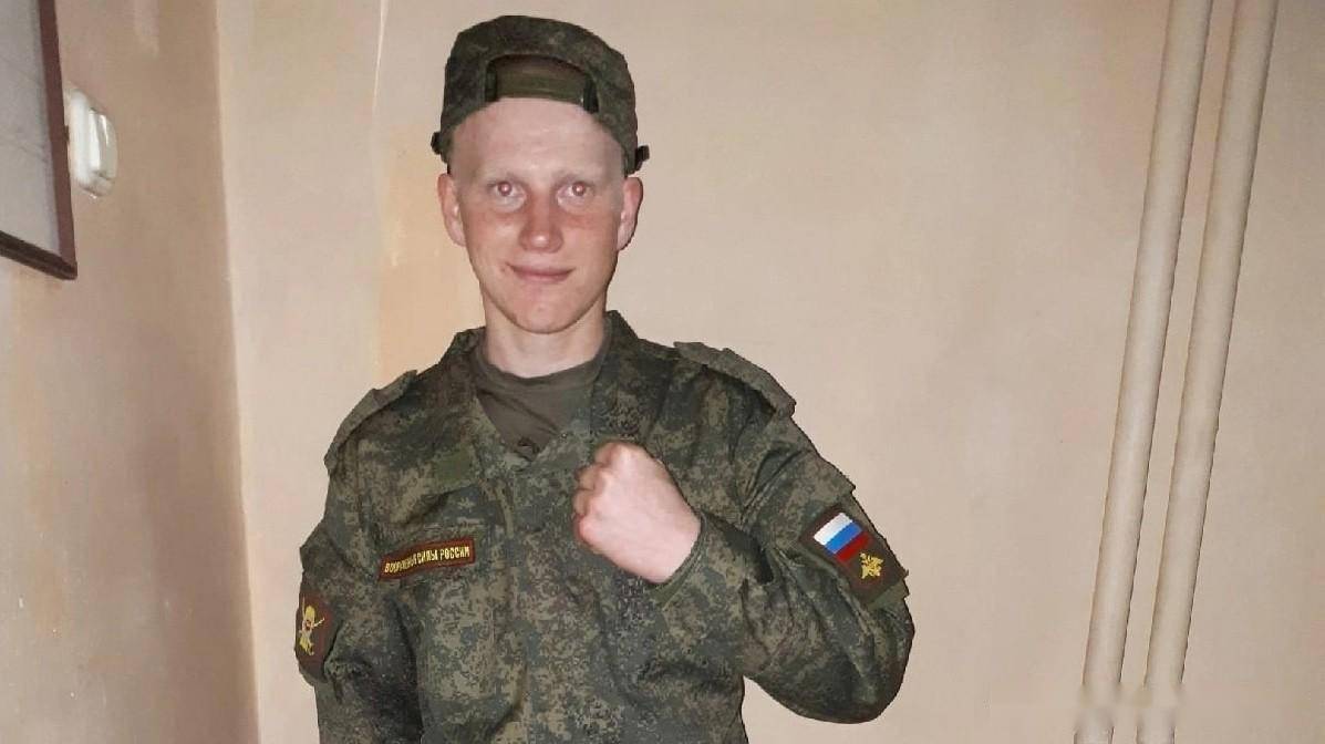 俄军士兵喝醉酒:把军官打死判15年!议员:军内都是醉鬼很正常!