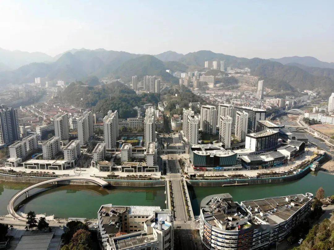 浦江人民广场街区入选省级示范!_商业_金华_武义县