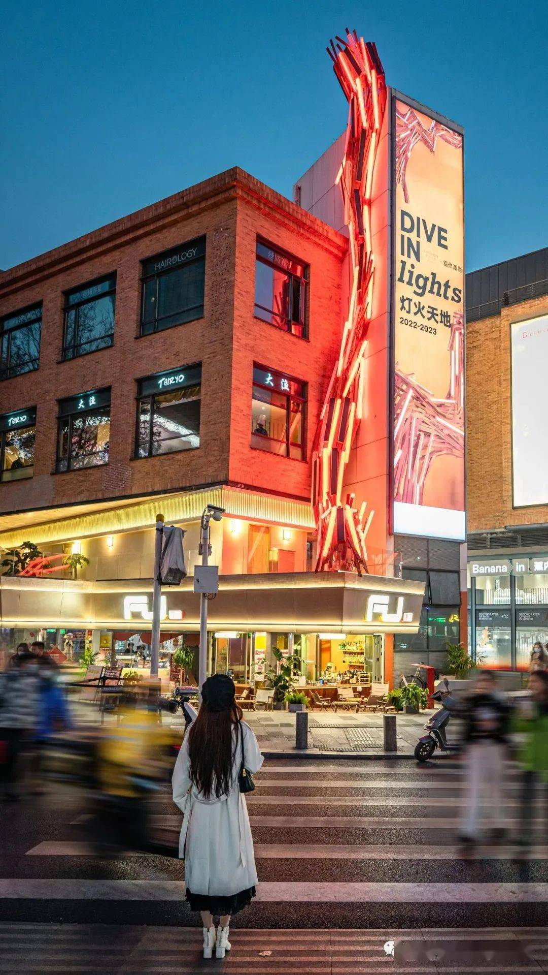 江岸,天生风华!