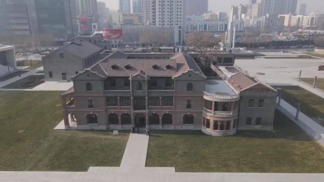 以互联网平台 实体运营的现代化经营模式,结合正太饭店历史进一步丰富