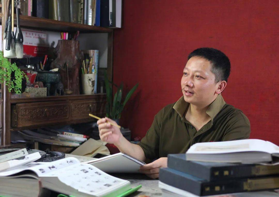 何马:集诗书画印于一身的玉石雕刻家_玉雕_艺术_中国