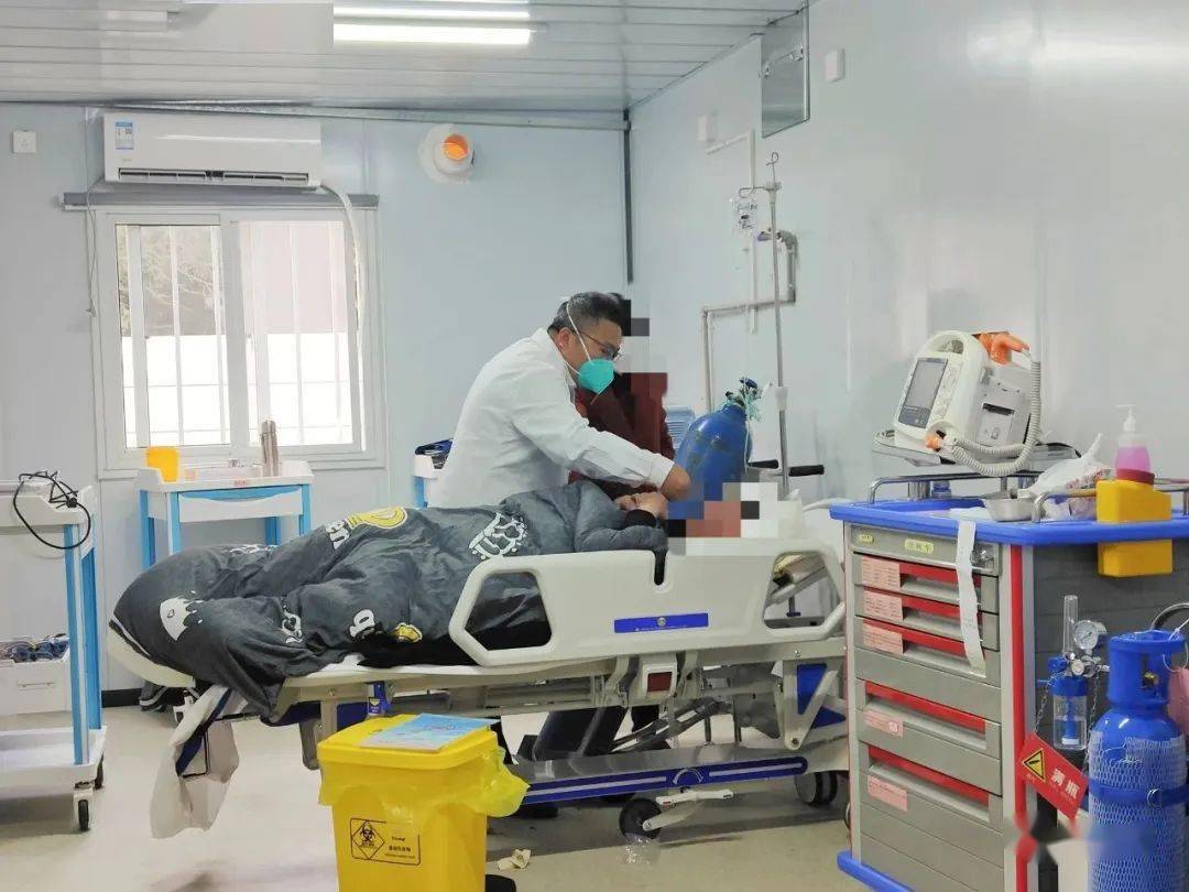 医院抽调福清市各市直单位医务人员共65人(各科室医生25名,护士40名)