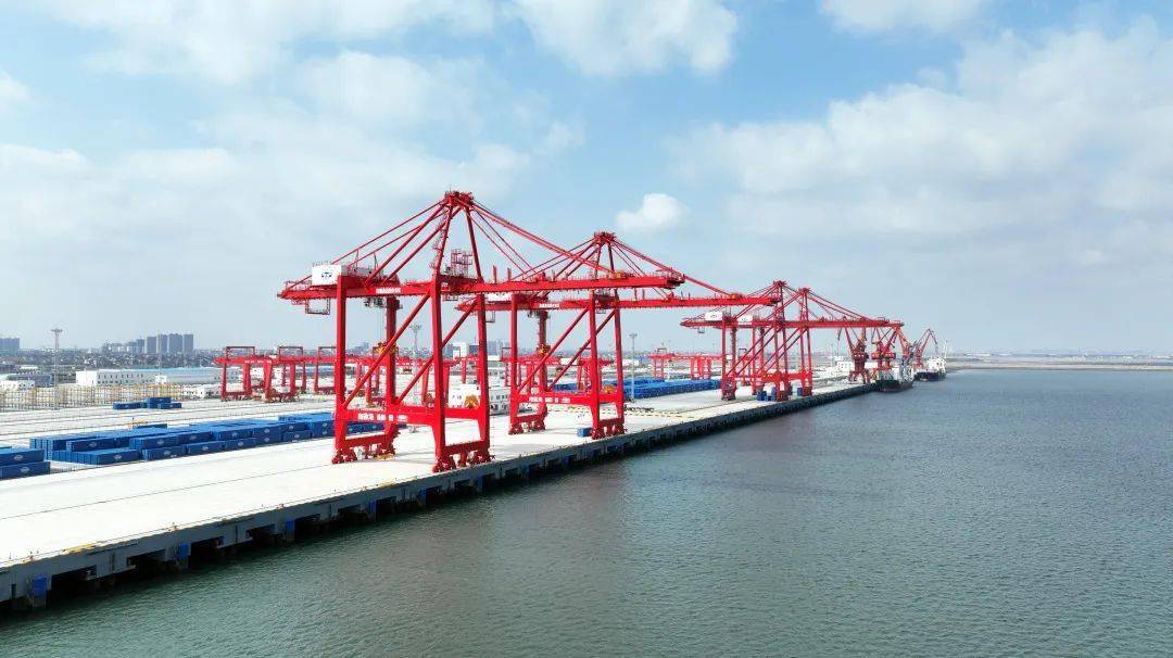 吕四"2 2"码头通用泊位迎来2023年第一艘外轮_监管_船舶_长安