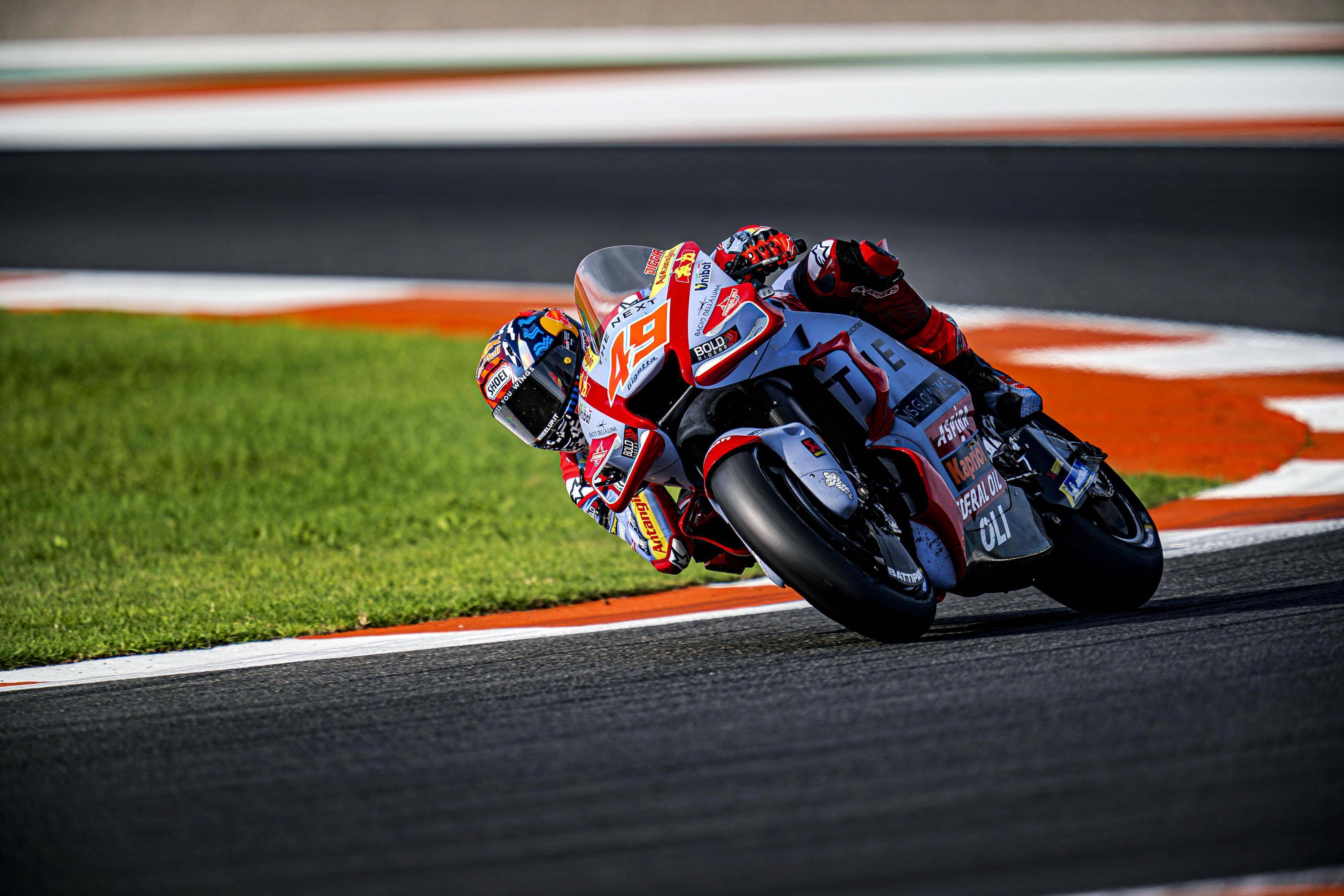 吉斯尼 motogp 车队的两位 2023 赛季车手(资料图片)