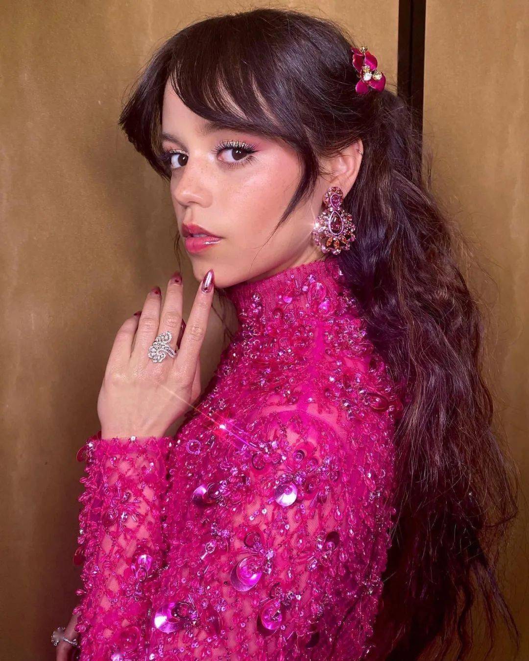 2023年,泰勒和嘎嘎谁会更红?_jenna_ortega_taylor