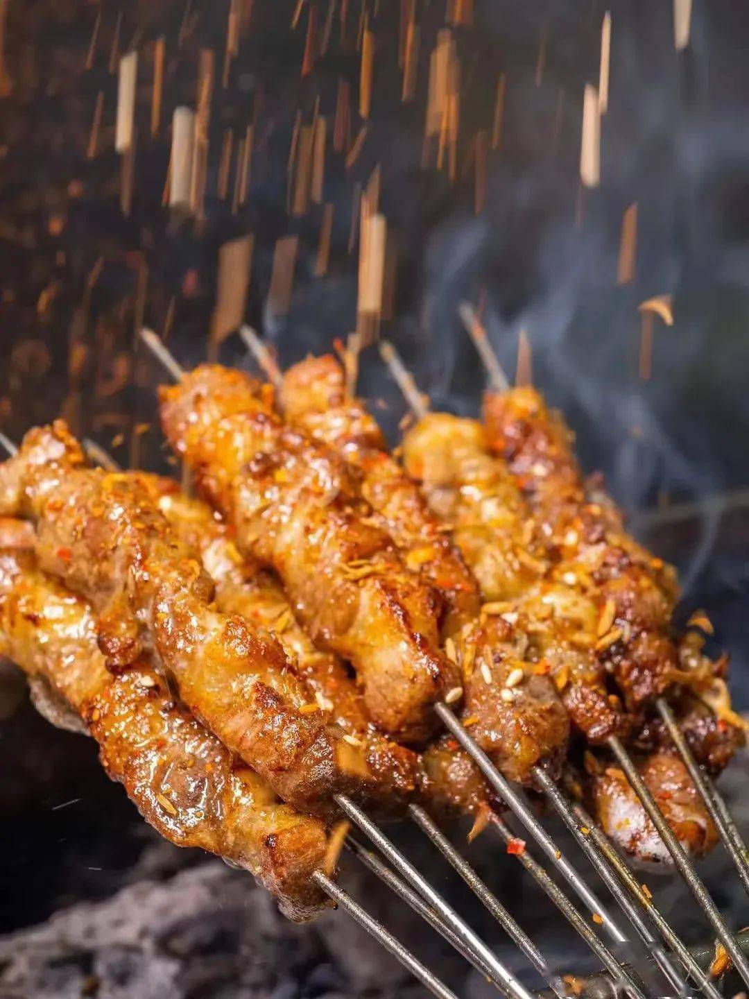 不了美食助阵打糍粑,8090烤串,河南老烩面,德克士蜜雪冰城,蒙古大肉串