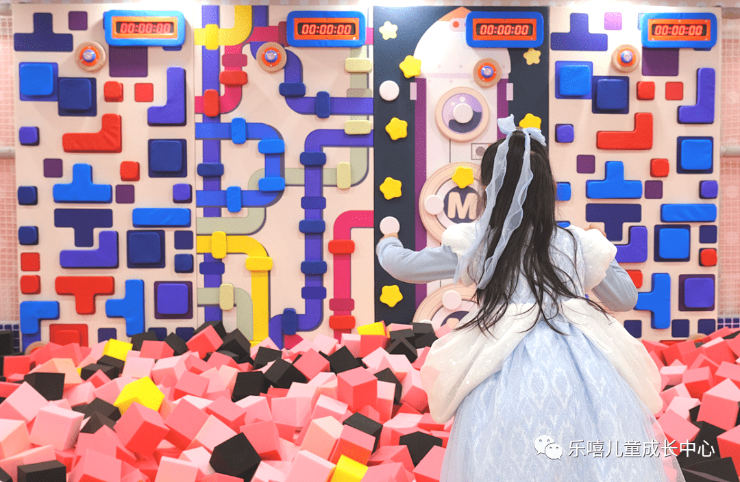 全景德镇地区最大室内游乐园盛大开业!3000m05童话空间等你来玩!