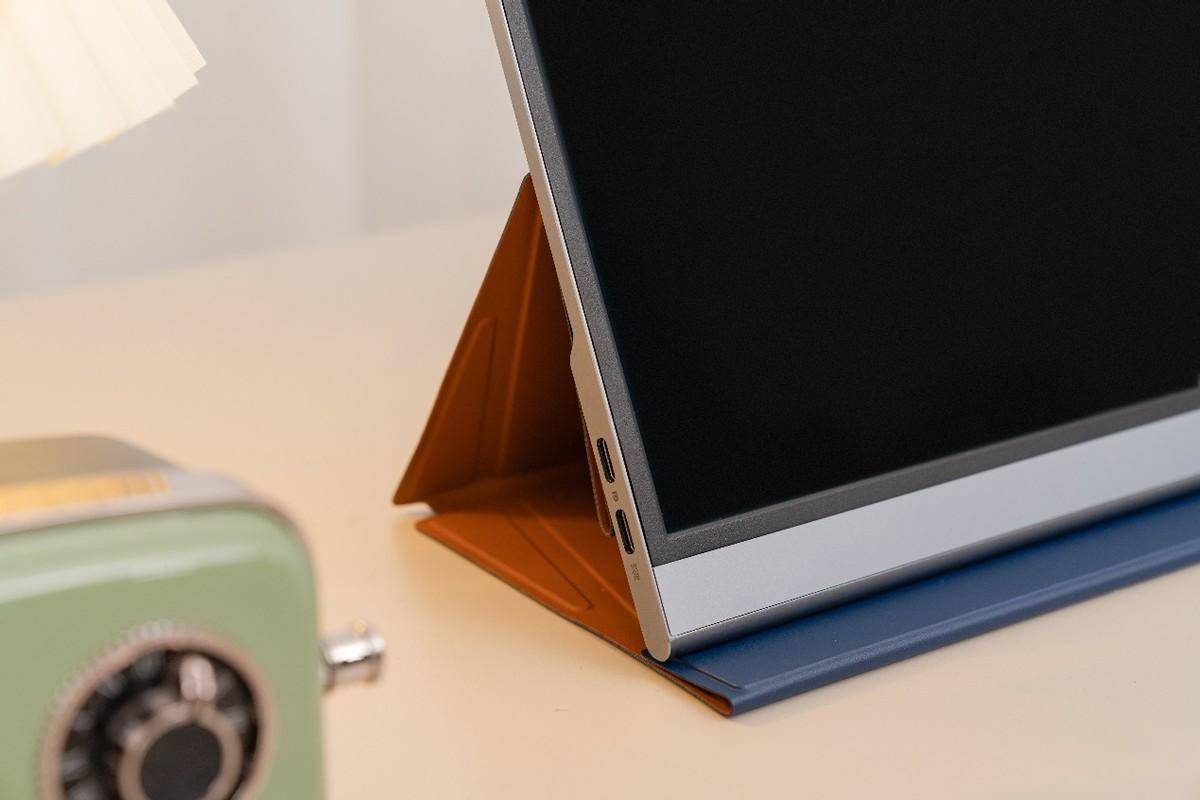 色域高更轻薄 华硕ZenScreen OLED MQ16AH便携显示器测评