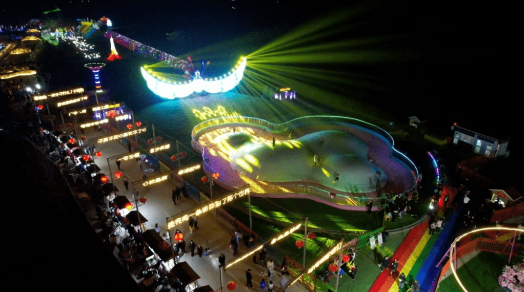 安徽人游安徽 | "梦幻后山" 开启春节模式!_娱乐_旅游资源_游客