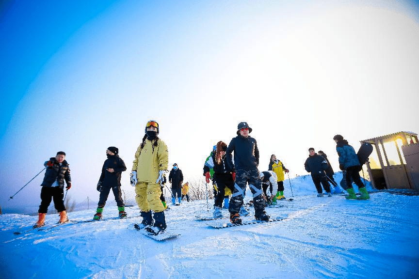 唐山丰润滑雪场图片