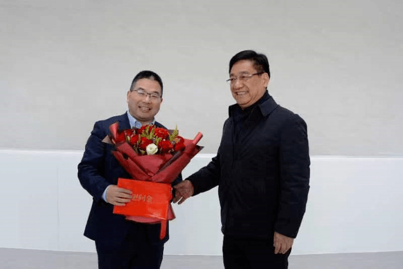 市人大常委会领导来吴走访慰问专家人才_工作_发展_徐美健