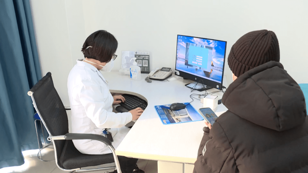 新春走基层 | 互联网问诊春节不"打烊"_胡蕊_患者_服务