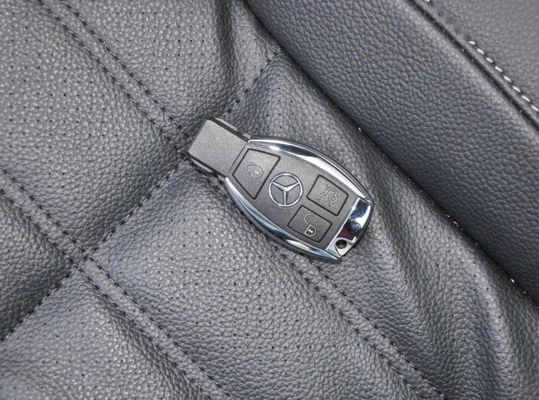 变速箱,底盘系统bj90也是与gls共享了几乎全部零件,甚至bj90的车钥匙