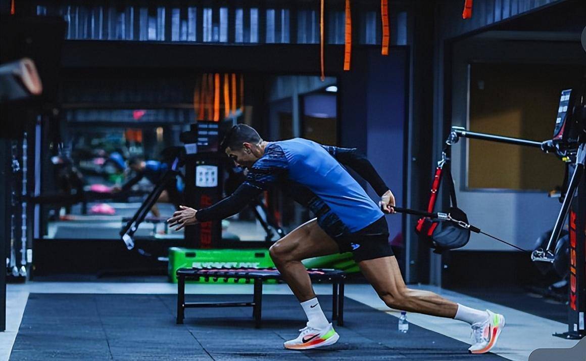 c罗健身房苦练,伤病无大碍,直言:努力从不停歇_胜利_利雅得_联赛