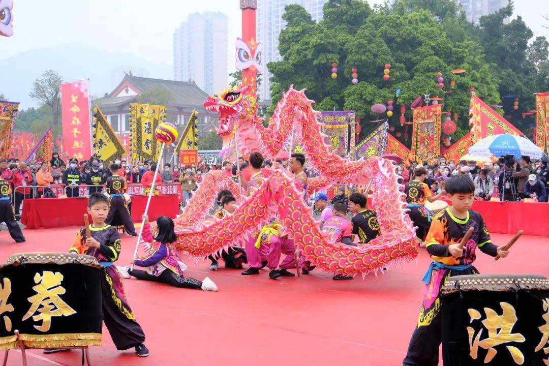 今天，肇庆燃爆了！视频+多图，带你曲击现场.......