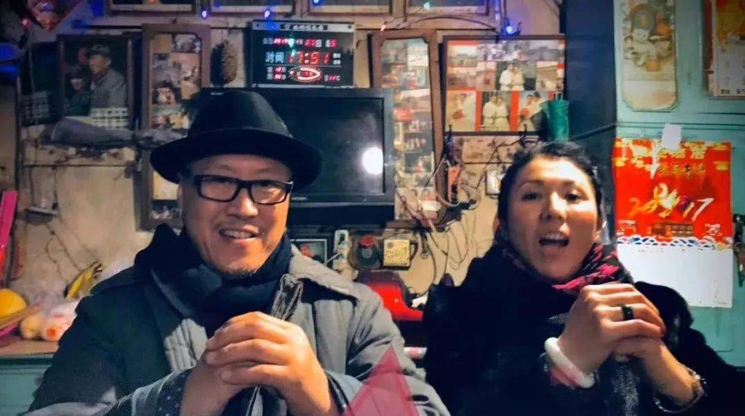 国内独立纪录片导演代表人物之一,徐童,出身书香门第,父亲是新中国第