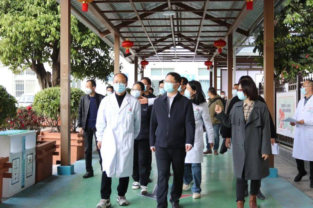 庄志强到保山市二院调研创文工作_服务_隆阳_志愿