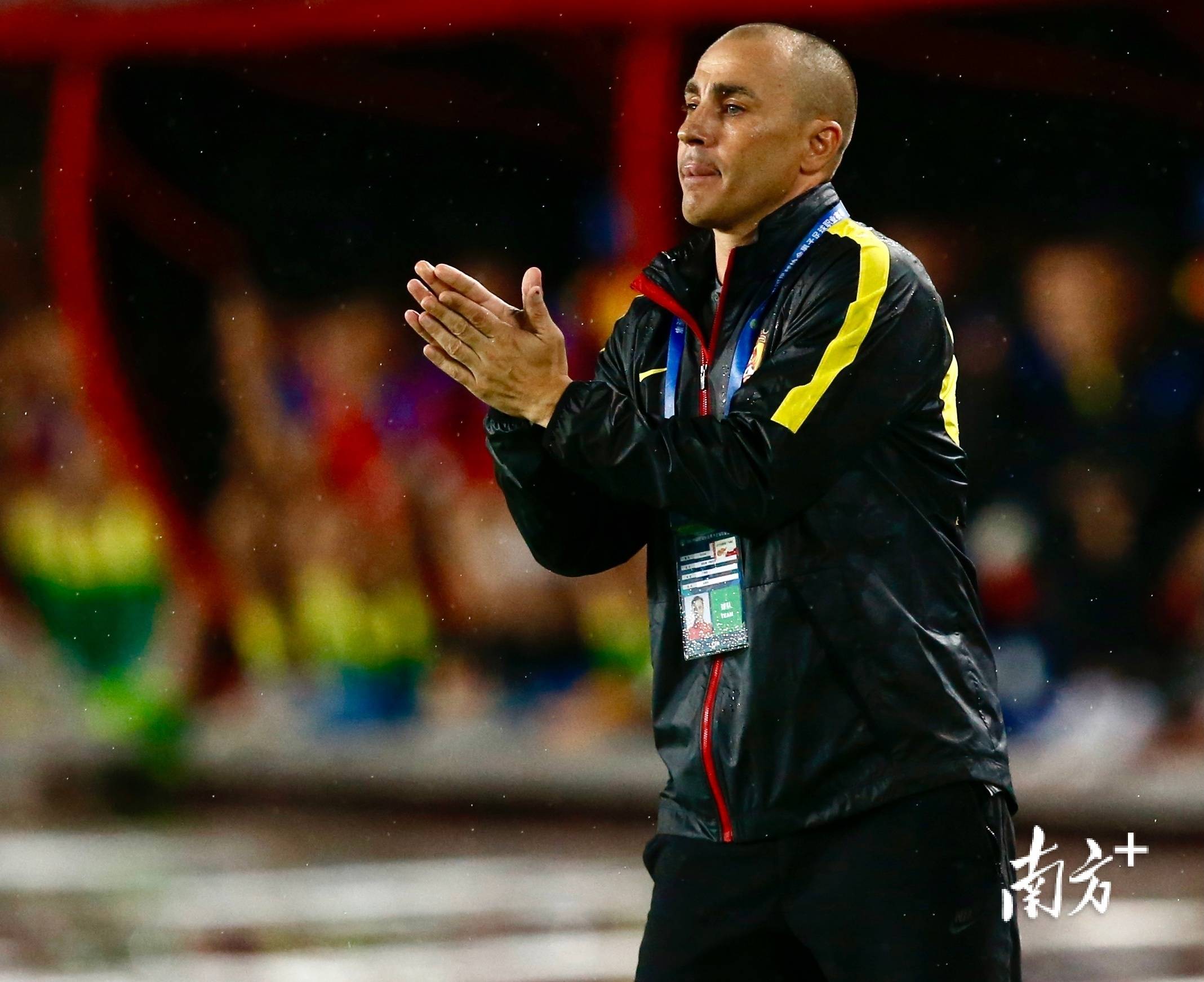 离开广州队后,卡纳瓦罗在意乙保级队又下课了_韦世豪_贝内文托_朱小龙