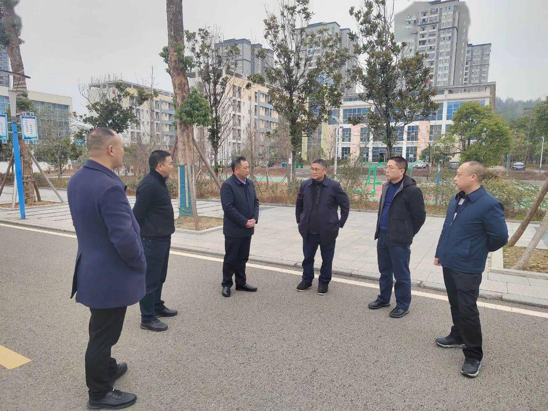 区教委领导班子深入学校督导检查开学工作_米仁文_教育工委_李瑜