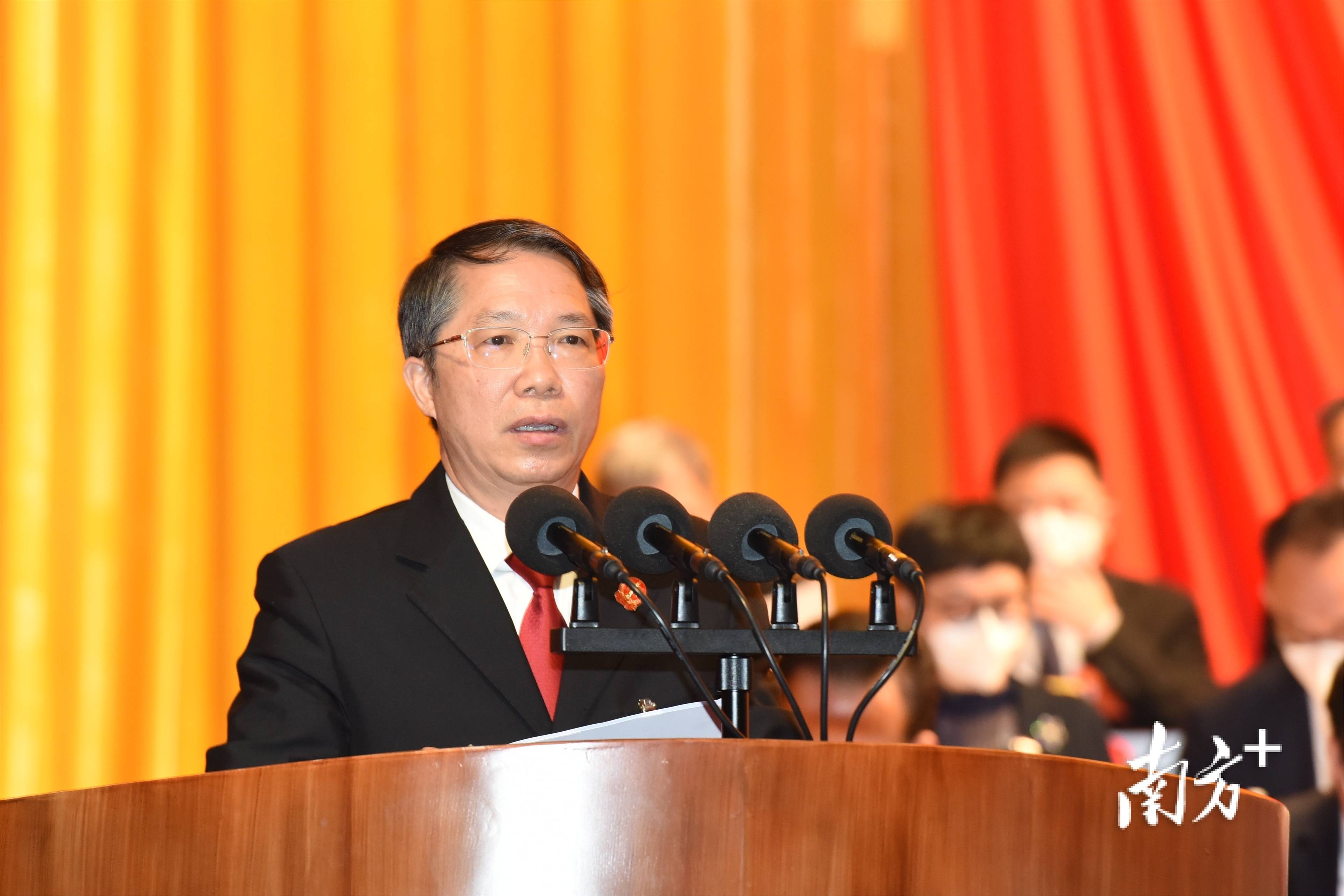 惠州市中级人民法院院长朱可胜作法院工作报告.