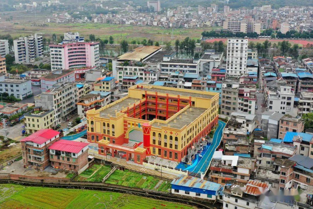 三江镇中心幼儿园迎来首批萌娃,看各学校花式开启"开学第一课"_连南