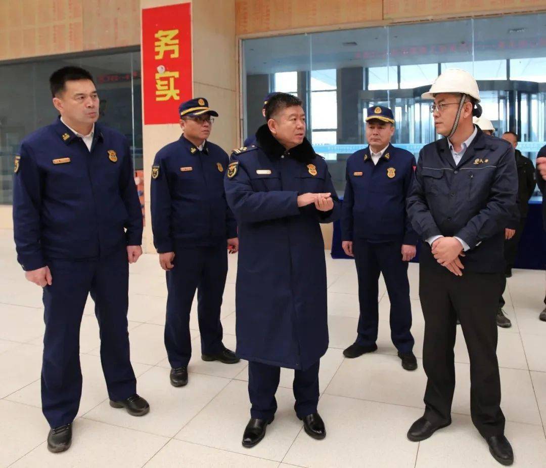 内蒙古自治区消防救援总队李俊丰总队长到呼市托克托县调研指导消防