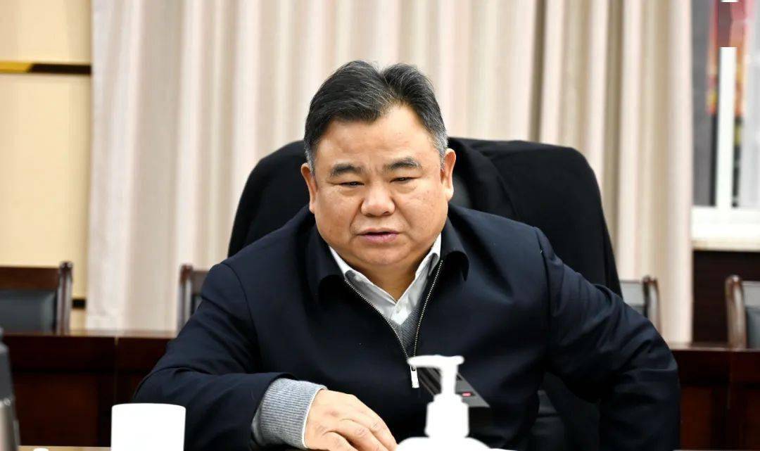 肖正科在表态发言中指出,市总工会全体领导班子成员