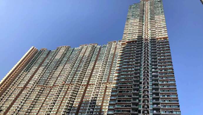 【观香江】香港要在CBD造廉租房？特区政府为何顶住压力向前推_公屋_建设_市民
