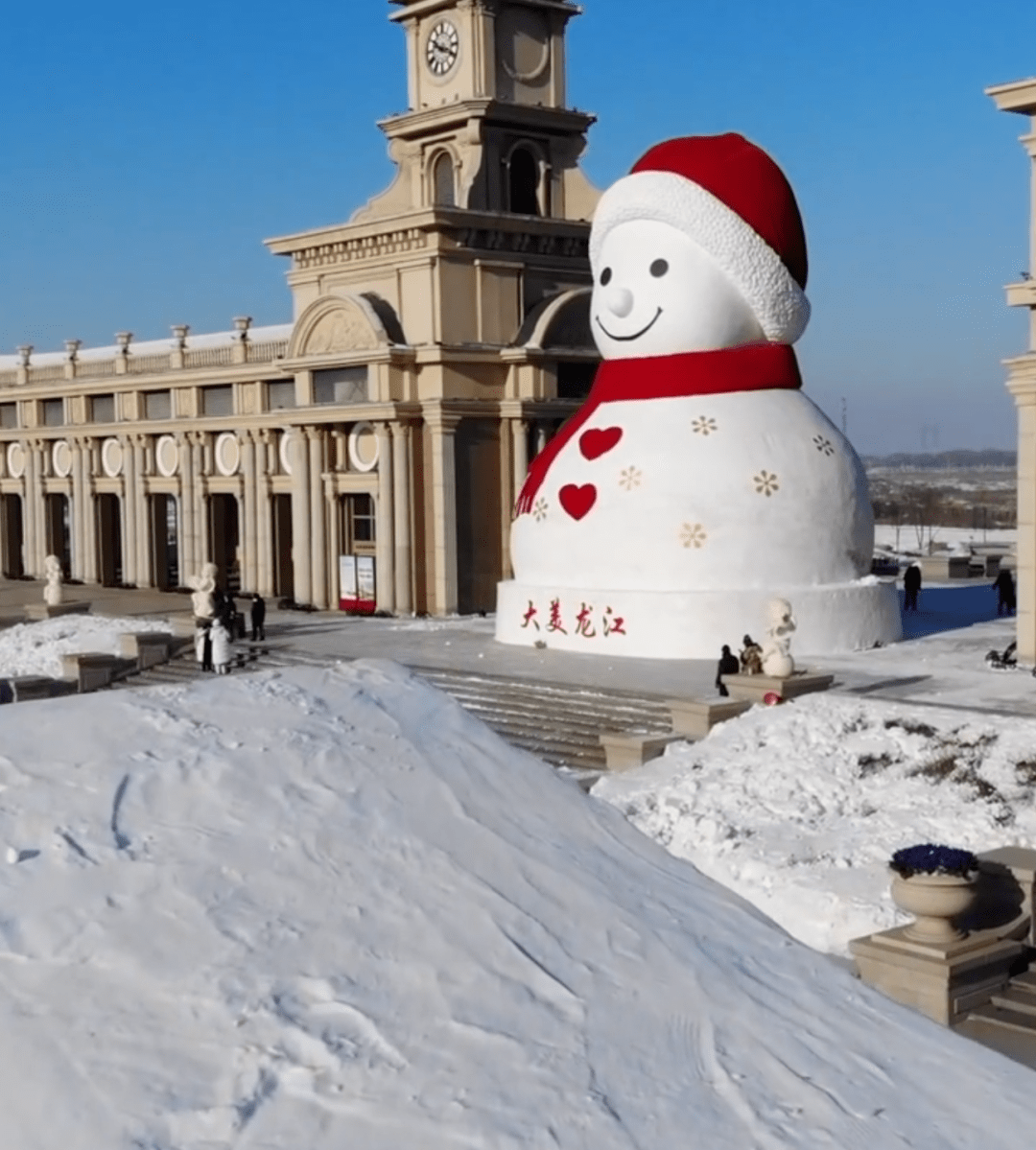 哈尔滨这个冬天有多浪漫_游客_冰雪大世界_冰城