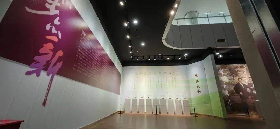 紫砂九隽创新作品展"在江苏省现代美术馆展出_艺术_内容_宜兴