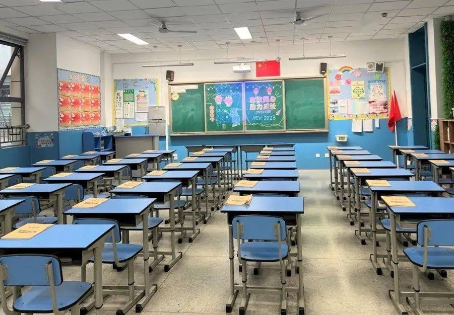 家校同心,助力成长——成都市金沙小学召开2023年春季开学家长会_教育