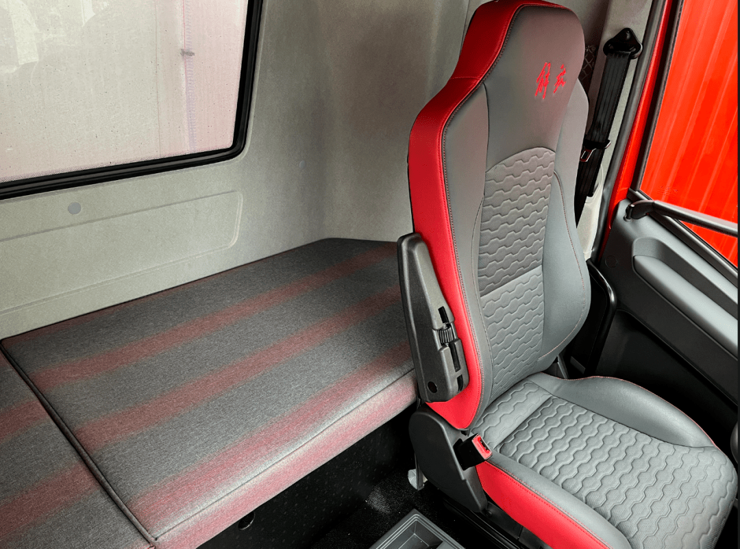 点评| 平地板 智能化!解放j6g载货新品亮点多多_搜狐汽车_搜狐网