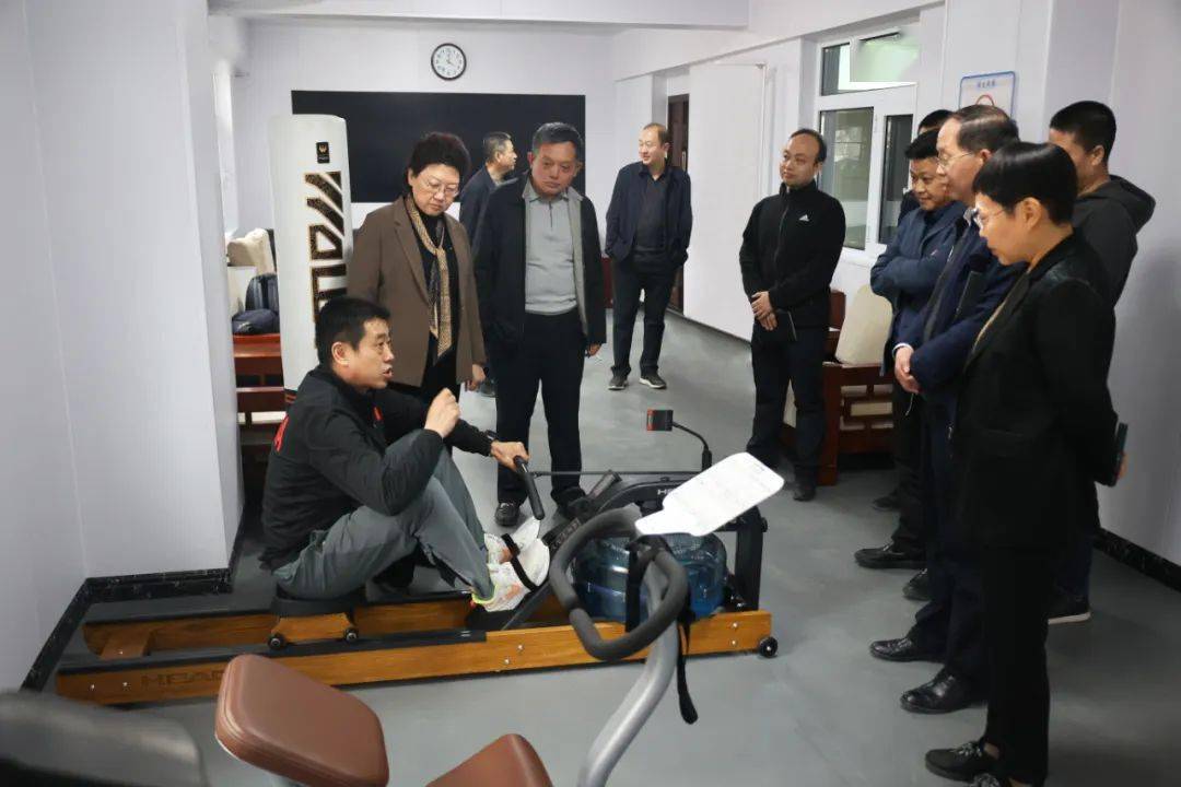 市人大常委会机关组织开展科学健身专题辅导讲座_梁鹏_梁彬_刘源