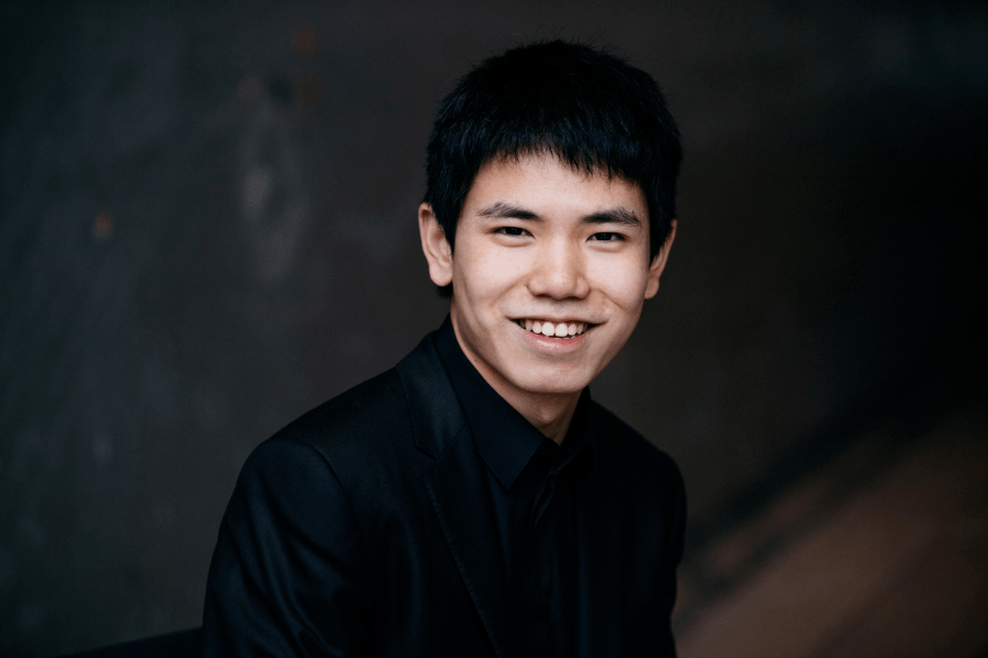 其中,中国选手孙榆桐,王铸 ,熊嘉诚以及朱瀚远入围.