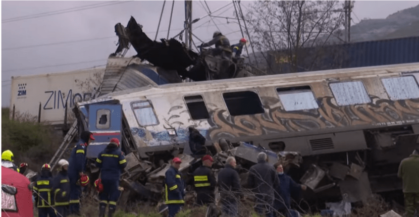 “希腊”希腊火车相撞已致43人遇难：起火车厢温度达1300度部分遗体难辨认