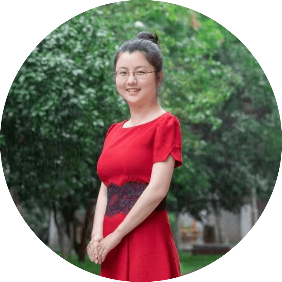 教师,五华区骨干教师,五华区优秀班主任,昆明市周丽蓉名师工作室学员