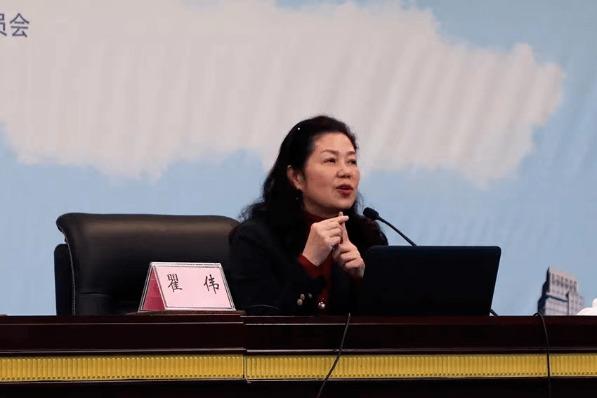 【重医三院·学术交流】瞿伟教授在重庆市高校心理健