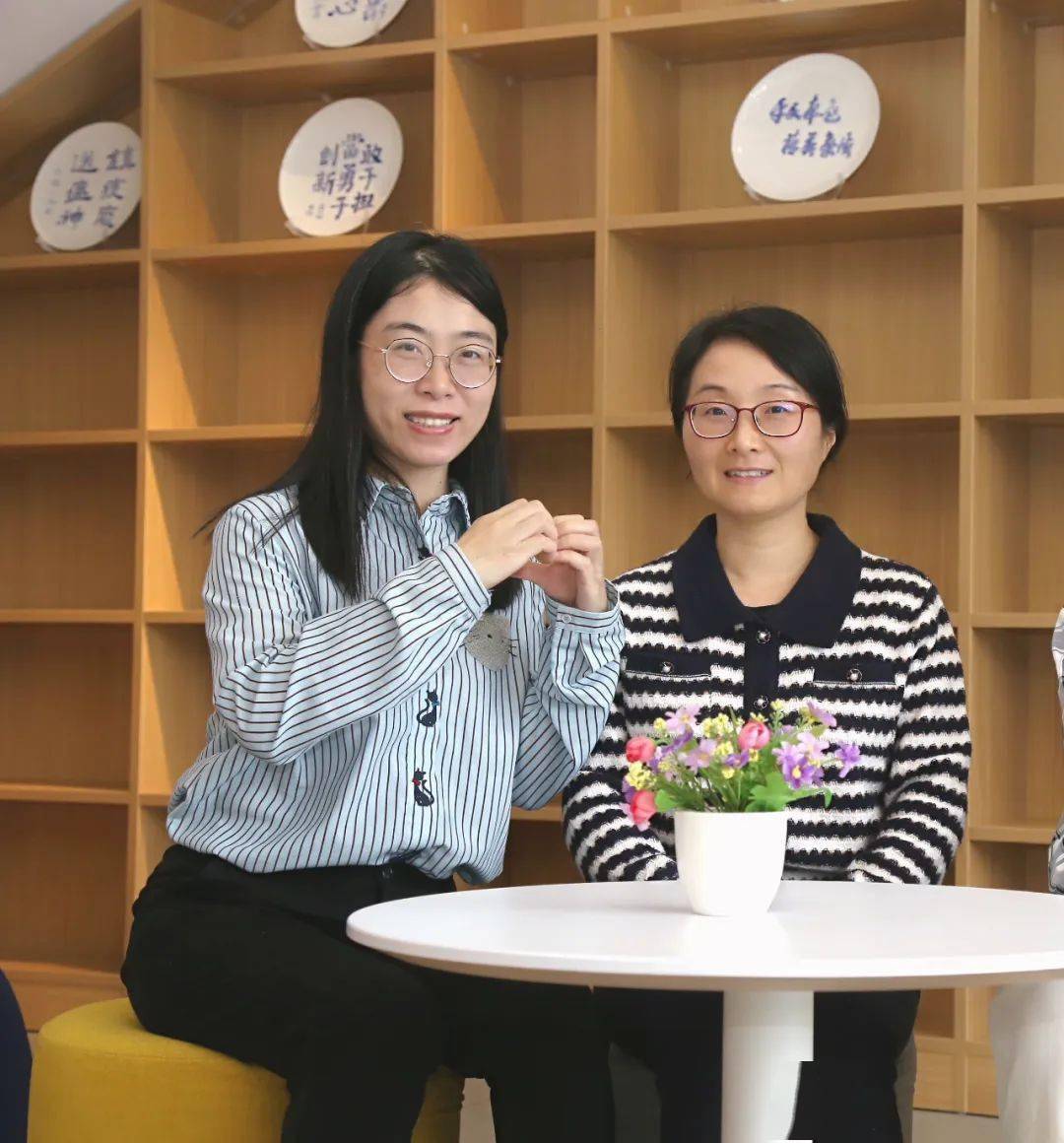 七宝中学庆祝妇女节系列活动之《姐妹情》摄影展评活动_卢骄杰_党秋尘