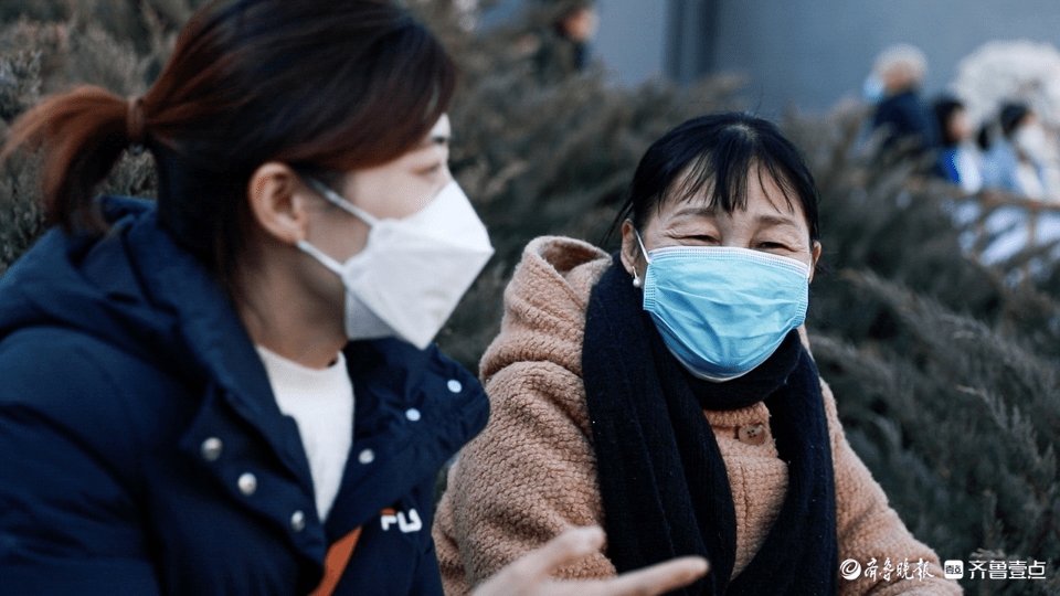 时隔六年,范雨素和自己"久别重逢"_生活_皮村_北京