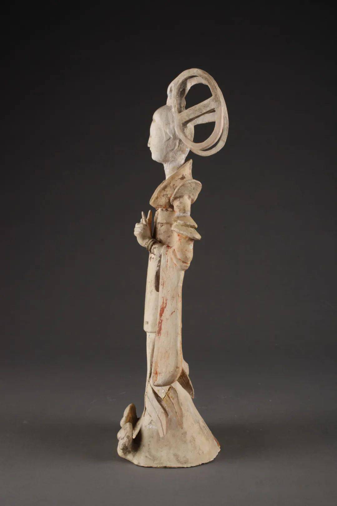 希少・時代物】中国 陶器 人形 加彩舞妓俑 双環髻女子 唐時代 女