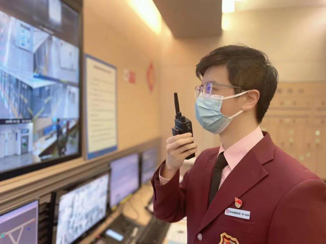 以典型为范② | 陈嘉豪:"00后"青年守护地铁运营安全_工作_乘客_车站