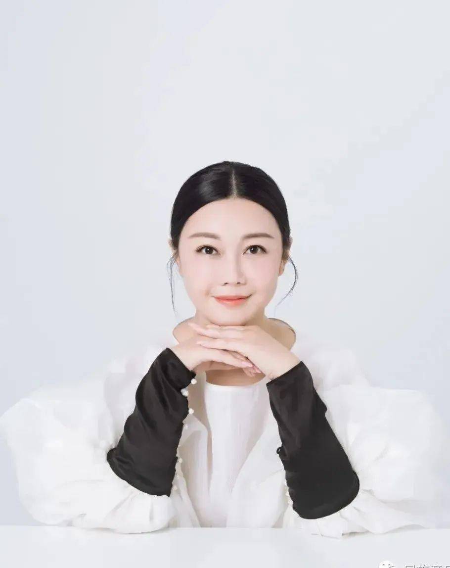 赵净颐男高音:周韡古筝:阎苏女高音:梁文静女高音:唐文娟管子:王思维