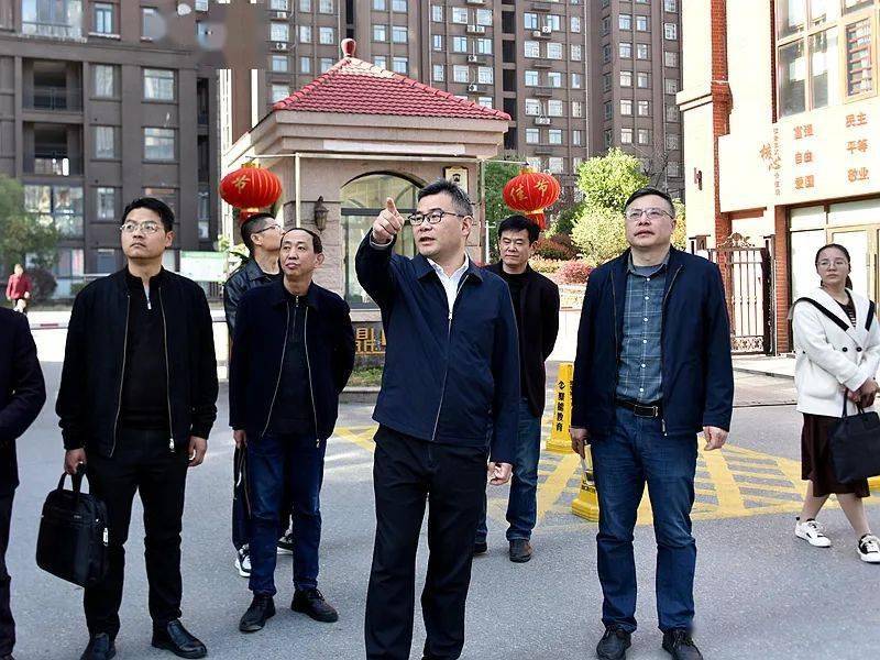 王国林督导文明创建工作_潜山_城市_群众