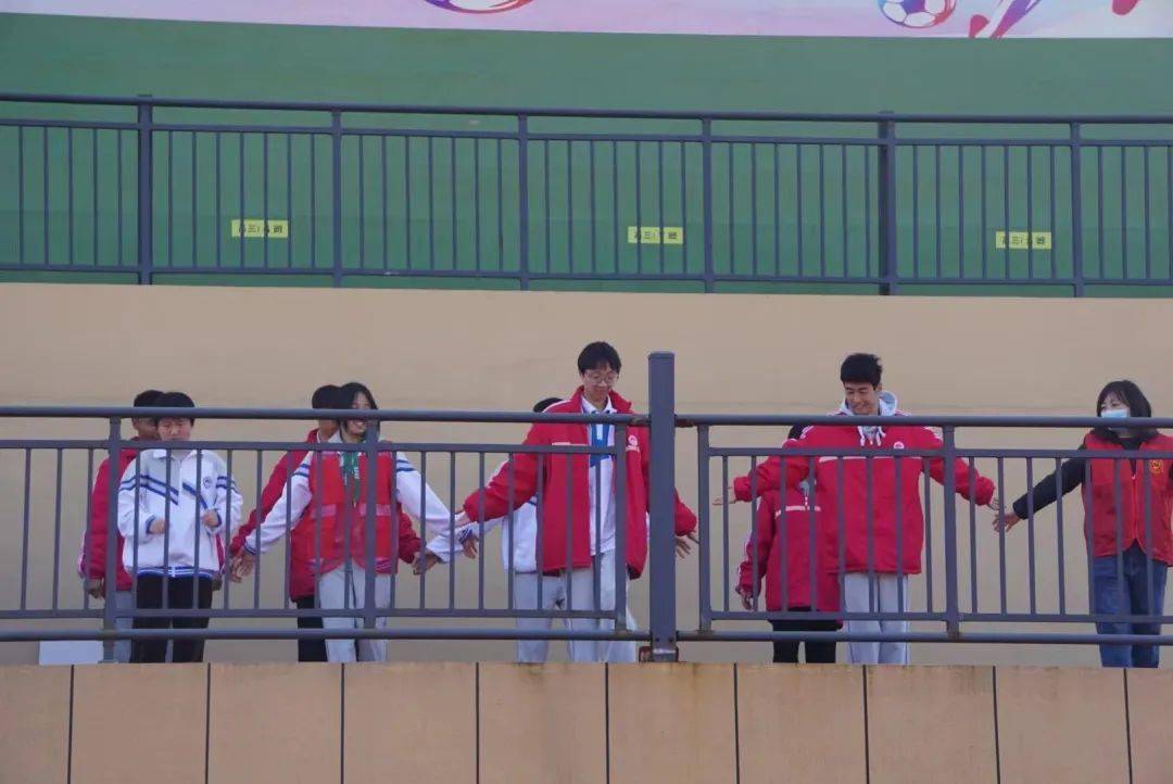 广德三中开展高一年级心理健康户外拓展活动