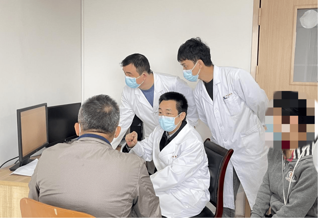 一岁宝宝长4个肾,来自澳洲_手术_露露_耿红全