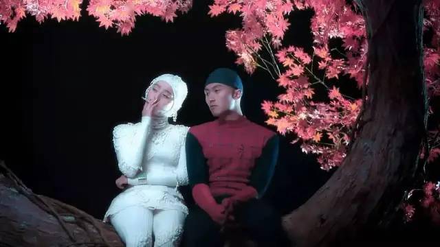 豆瓣2.4分 他终于堕落成了「烂片之王」