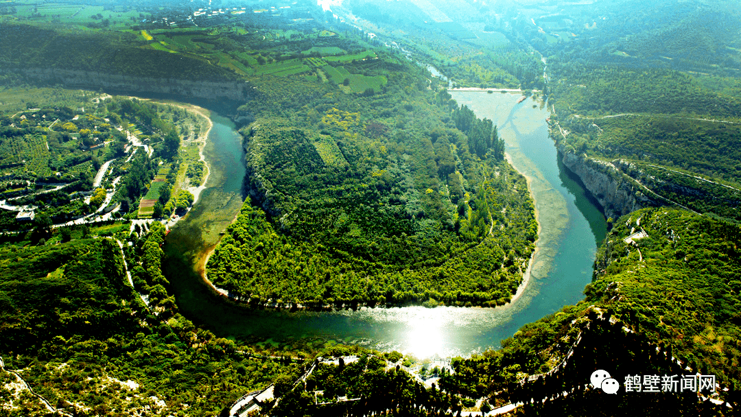 主要景点:淇水诗苑,淇河国家湿地公园,淇河天然太极图,白龙庙等.