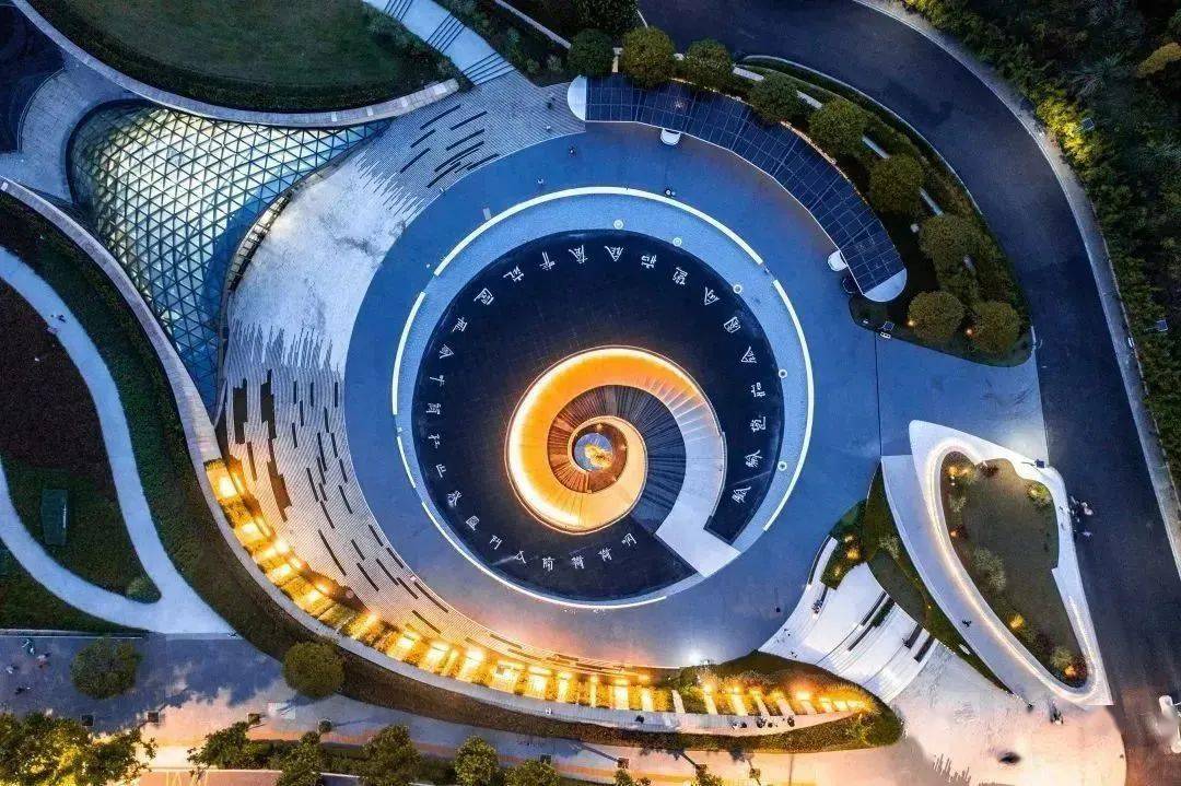 小布丁探展|悦来美术馆,三展齐开(内含福利)_展览_作品_重庆