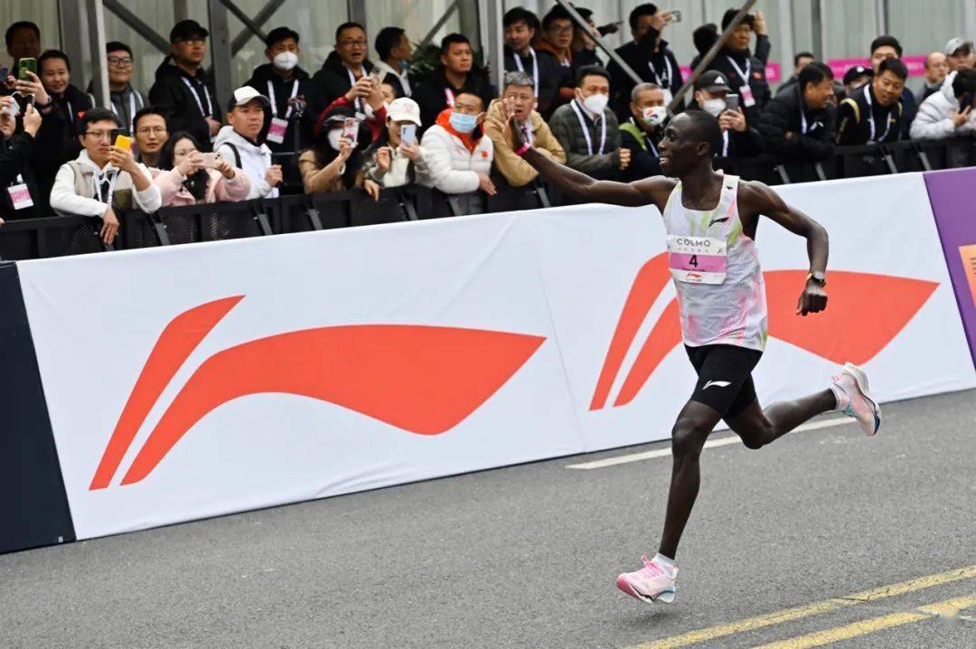 跑锡马,真上头!_李宁_选手_无锡